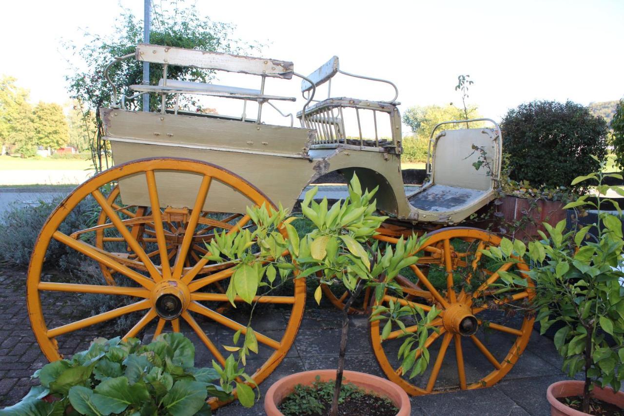 Hotel Zum Goldenen Wagen マウルブルク エクステリア 写真